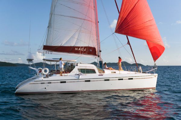 Privilege 495 Sailing
