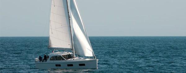 Albatross 42 Sailing