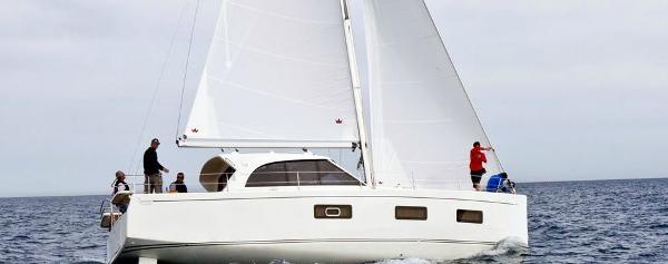 Albatross 42 Side View
