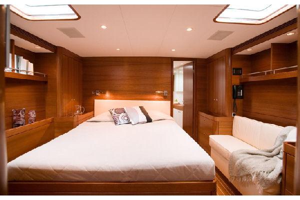 Nautor Swan 90 FD Owner's Cabin