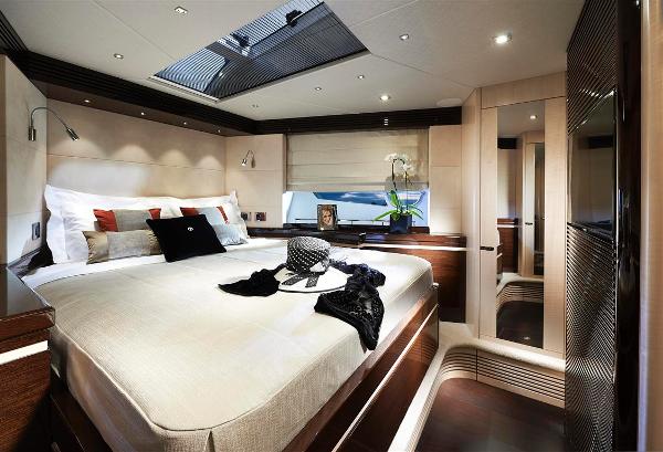 Sunseeker Predator 68 Cabin