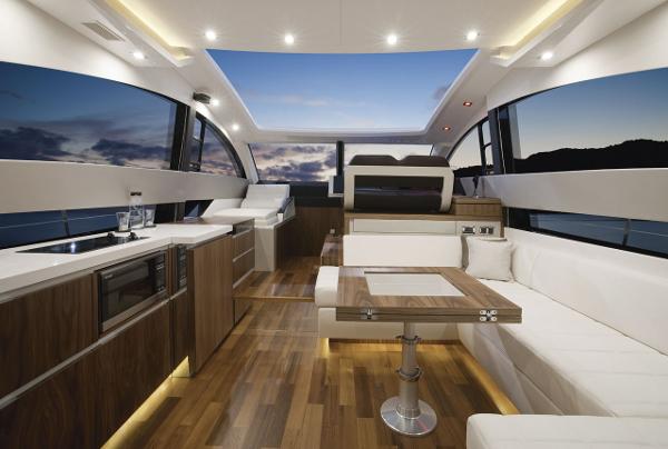 Fairline Targa 50 Gran Turismo Cockpit