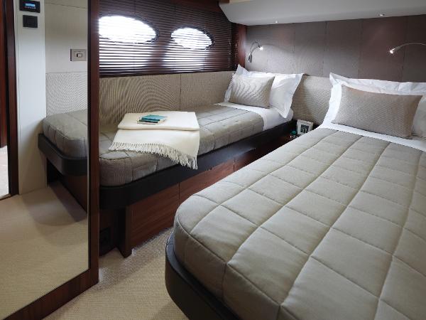 Princess Flybridge 56 Motor Yacht Starboard Guest Cabin