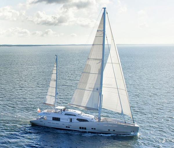 Conrad 115 Lunar Sailing