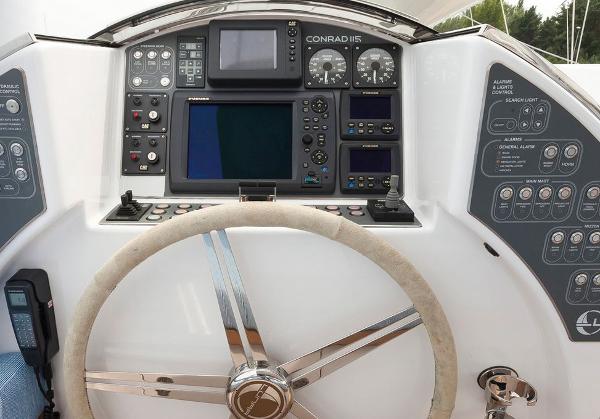 Conrad 115 Lunar Helm