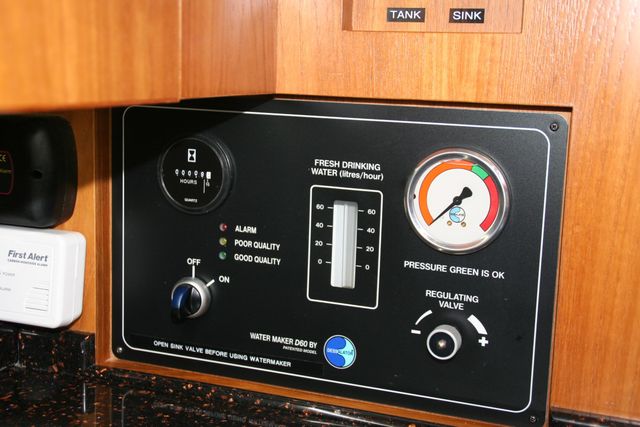 Watermaker Control Panel - 9.1 hours at 01.02.2018