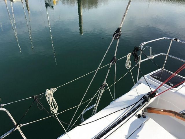 Jeanneau Sun Fast 3200 - backstay