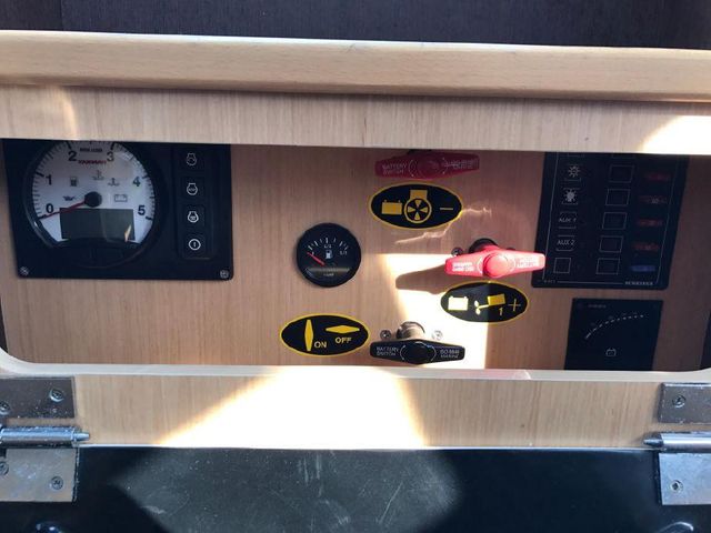 Jeanneau Sun Fast 3200 - electrics
