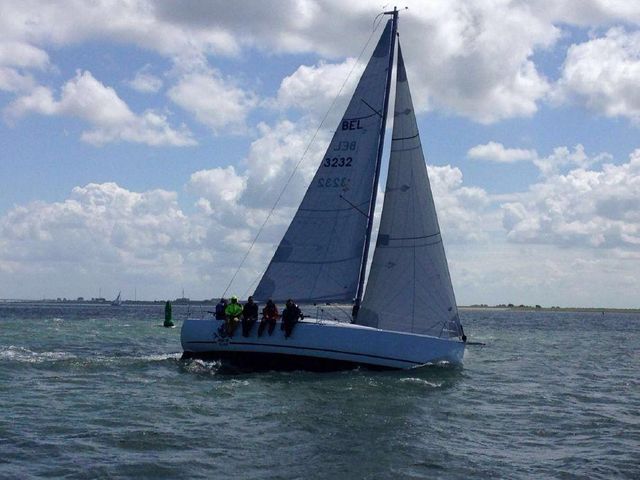 Jeanneau Sun Fast 3200 - under sail