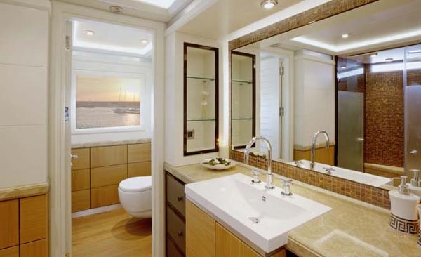 Curvelle Quaranta Master Ensuite
