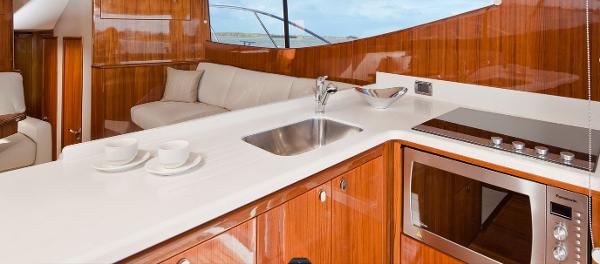 Maritimo 440 Offshore Convertible Galley