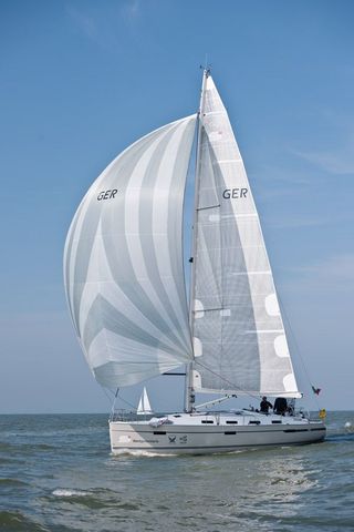 Manufacturer Provided Image: Bavaria 40S Cruiser