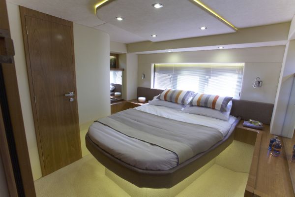 Broom 370 Master