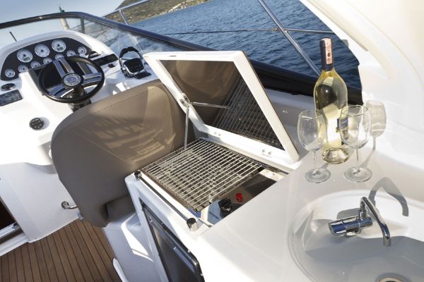 Bavaria Sport 39 Deck