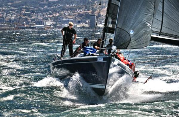 Pacer Yachts 376 R Bow