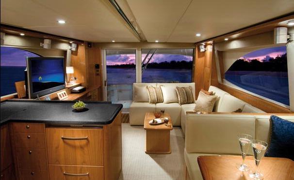 Saloon Facing Aft