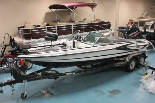 ski boats for sale tulsa 2017 triton 220 escape fish n ski tulsa oklahoma boats ski boats for sale tulsa 2017 triton 220 escape fish n ski tulsa oklahoma boats