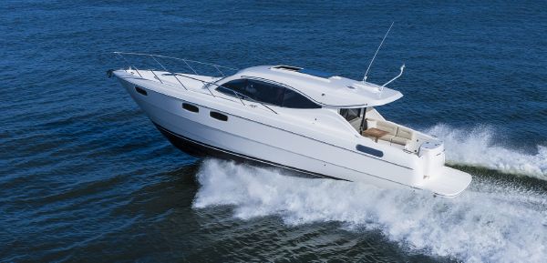 Maritimo Mustang 43