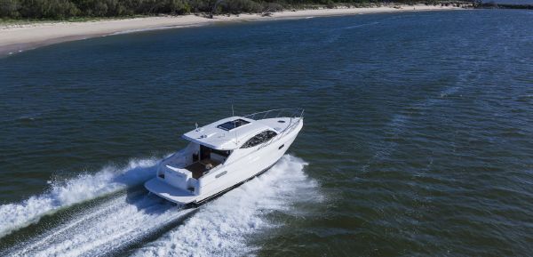 Maritimo Mustang 43