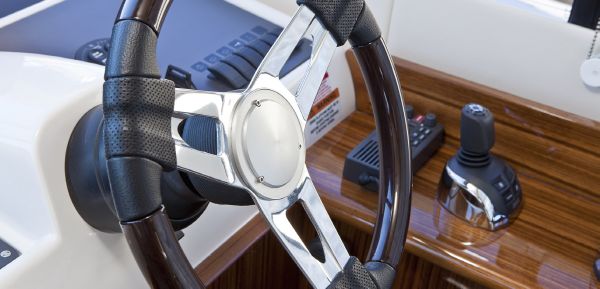 Maritimo Mustang 50 Helm