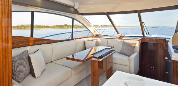 Maritimo Mustang 50 Saloon