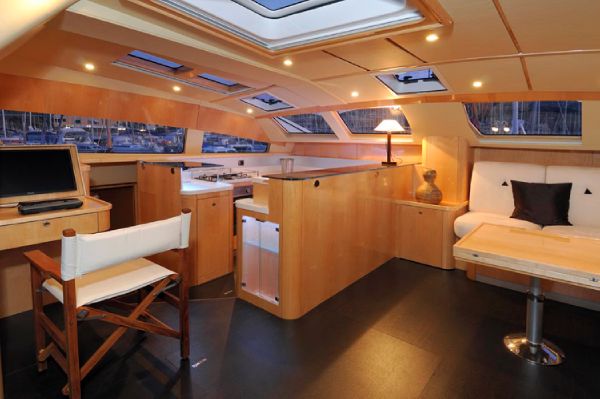 Privilege 515 Interior
