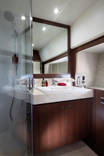 Princess V78 Forward Cabin Bathroom