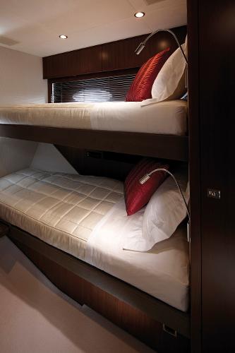 Princess V78 Starboard Twin Cabin