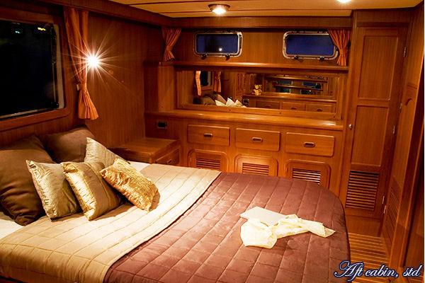 Adagio 44 Sundeck LBC Master