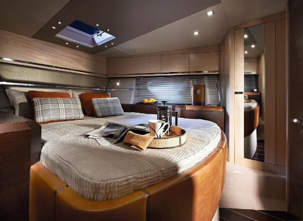 Thumbnail Sunseeker Portofino 40 Cabin