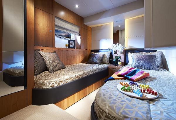 Sunseeker Predator 53 Twin Cabin