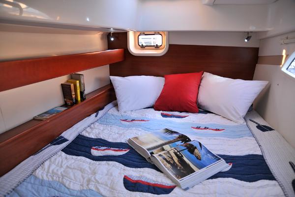 Leopard 39 PC Cabin