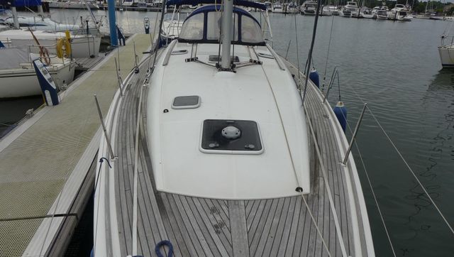 Foredeck Facing Aft