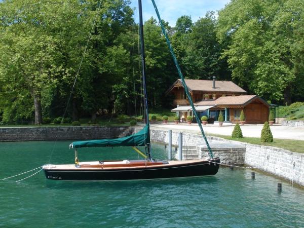 Latitude 46 Tofinou 9.5 Moored