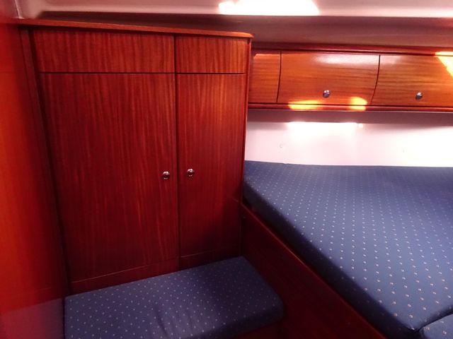 Double cabin