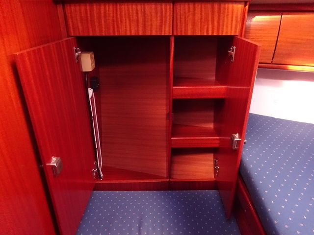 Double cabin