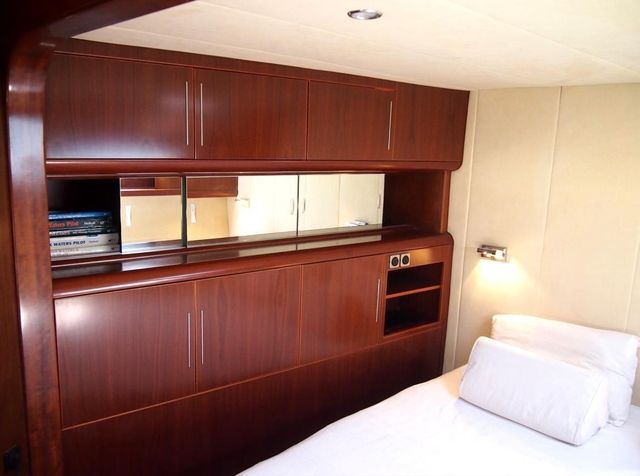 Fountaine Pajot Eleuthera 60 (Bedroom)