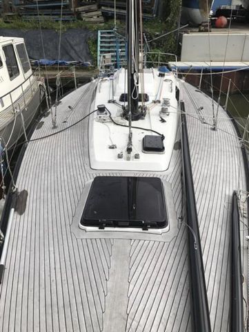 Baltic 40 deck