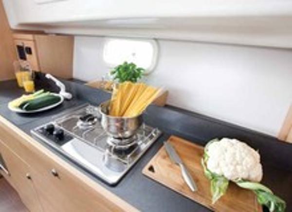 Delphia Escape MC Galley