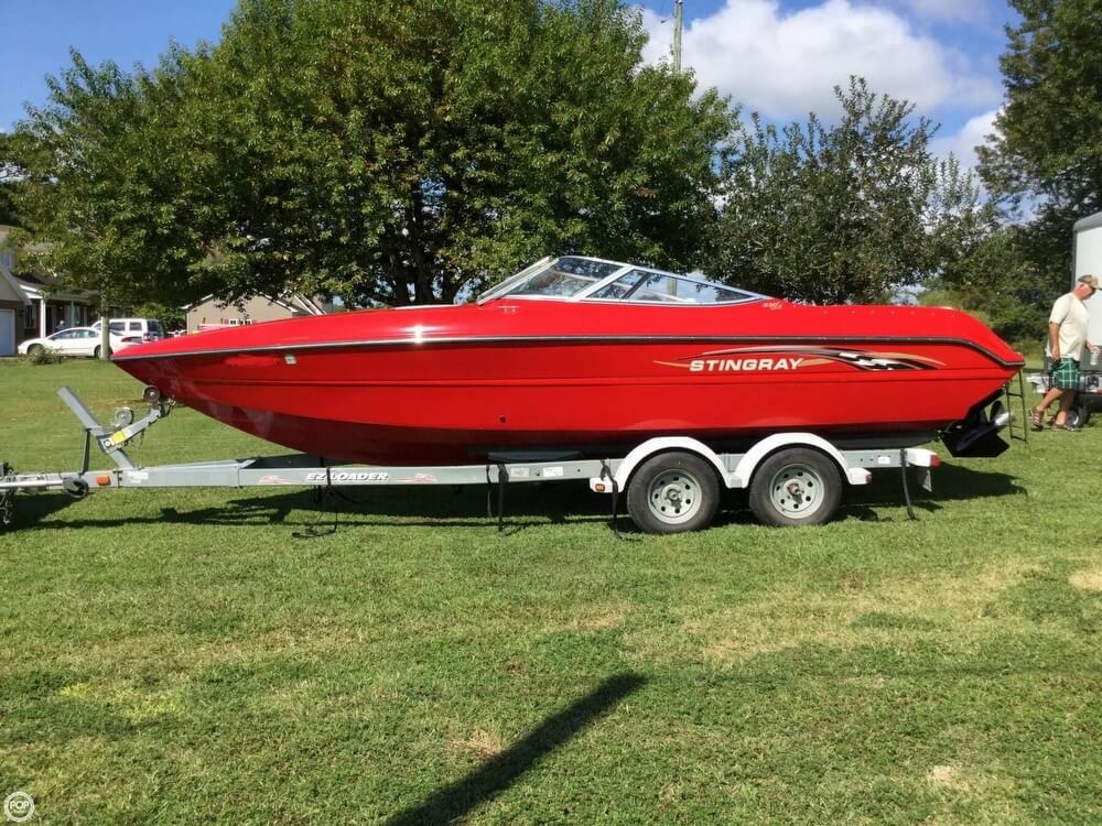florida boating test review stingray 250lr go boating test boats florida boating test review stingray 250lr go boating test boats