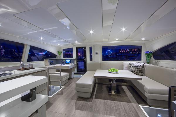 Leopard 51 PC Interior