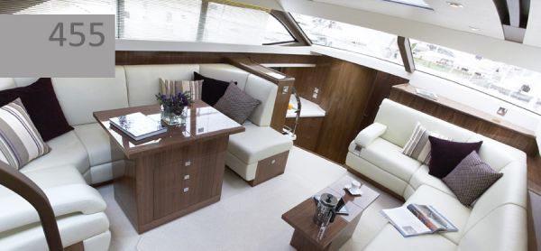 Broom 455 Saloon