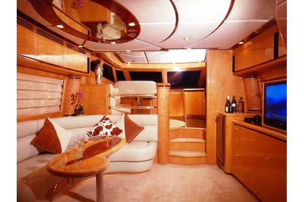Dyna Craft 55 Saloon