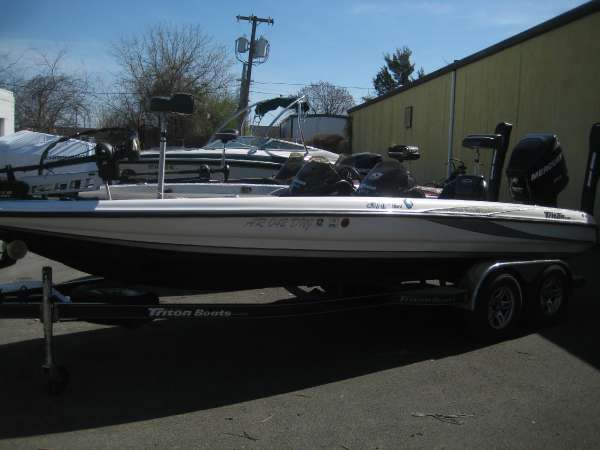 triton boats oklahoma 2011 triton 21hp elite tulsa oklahoma boats triton boats oklahoma 2011 triton 21hp elite tulsa oklahoma boats
