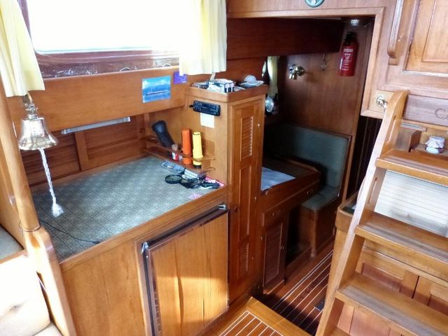 Saloon stbd aft