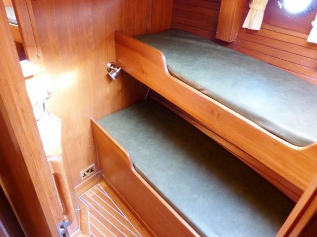 Bunk cabin