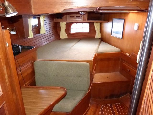 Aft cabin