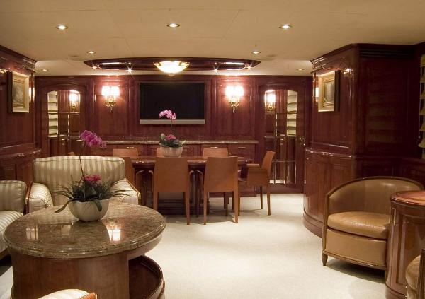 Conrad Escape S Interior