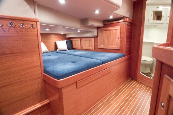 Aft cabin