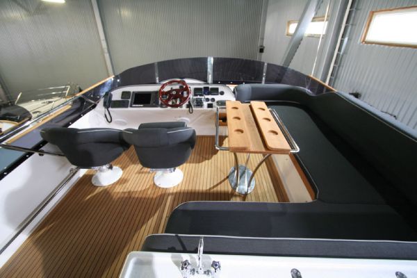 Flybridge
